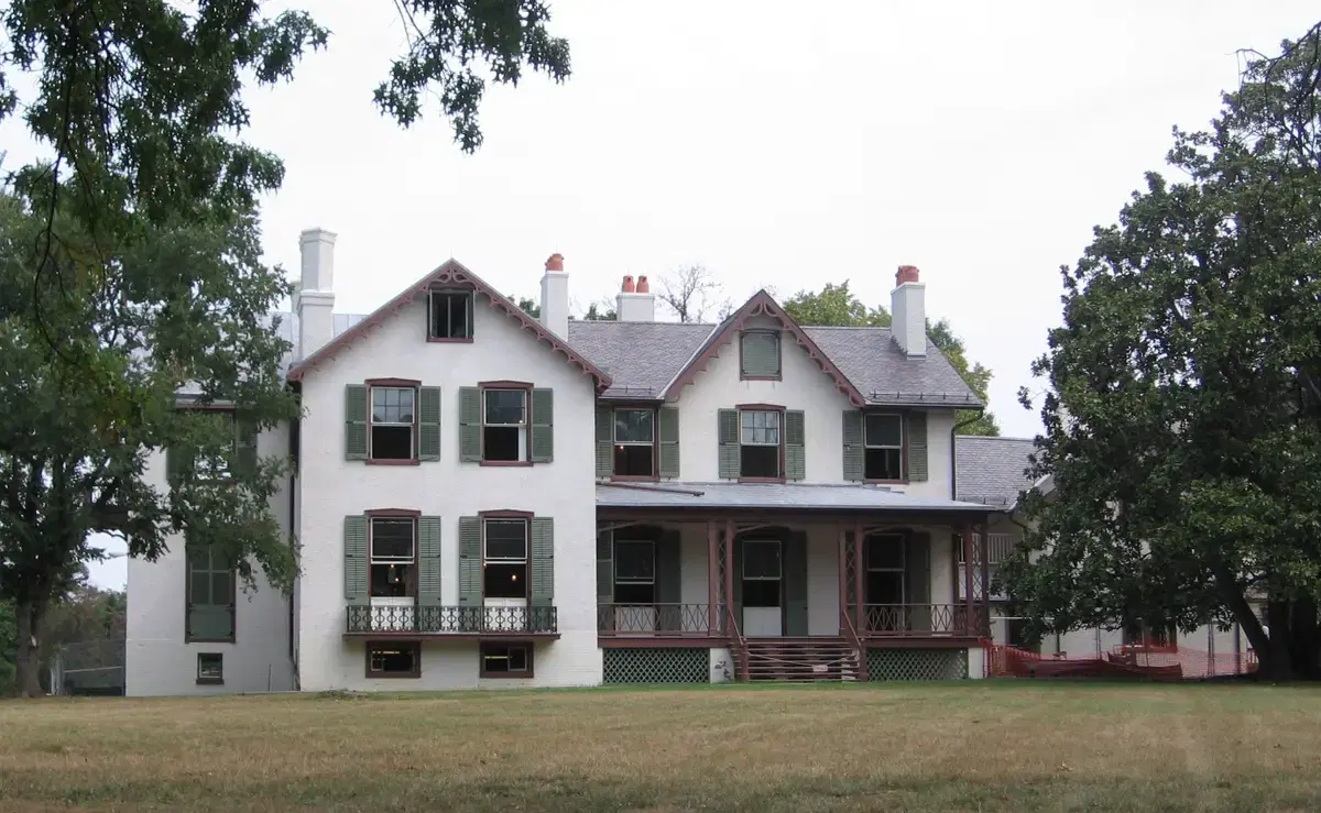 President Lincoln's Cottage at the Soldiers' Home: Gothic Revival cottage with green shutters and porch