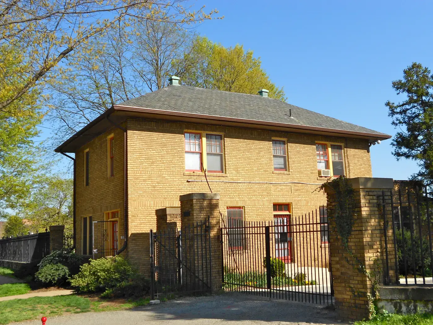 The brick gatehouse at the entrance to Congressional Cemetery on E Street SE, Washington, D.C.